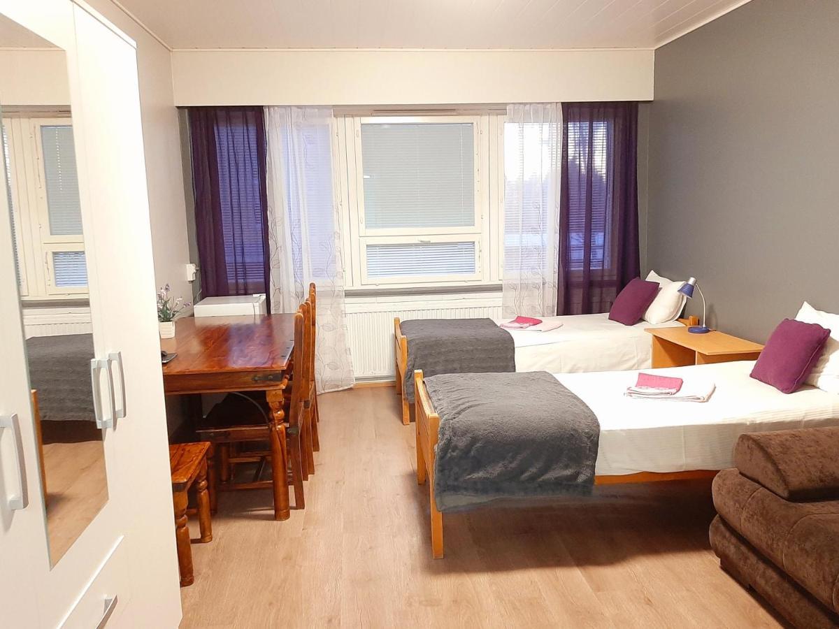 Center Hostel Kaatrahovi Лиекса Стая снимка